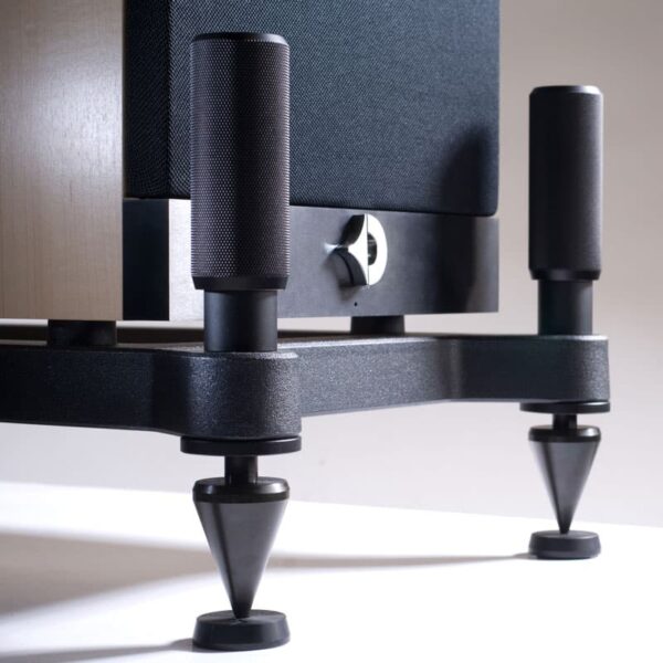 UNO SD Speakers by Avantgarde